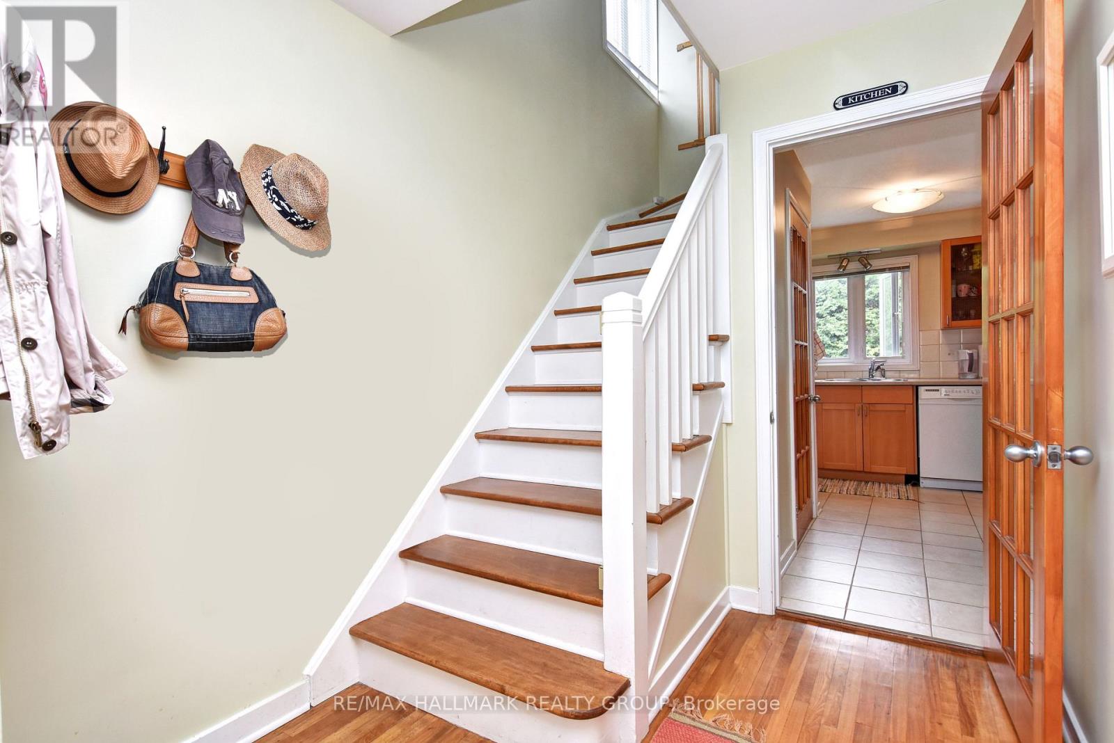 32 Arundel Avenue, Ottawa, Ontario  K1K 0B6 - Photo 3 - X13202428