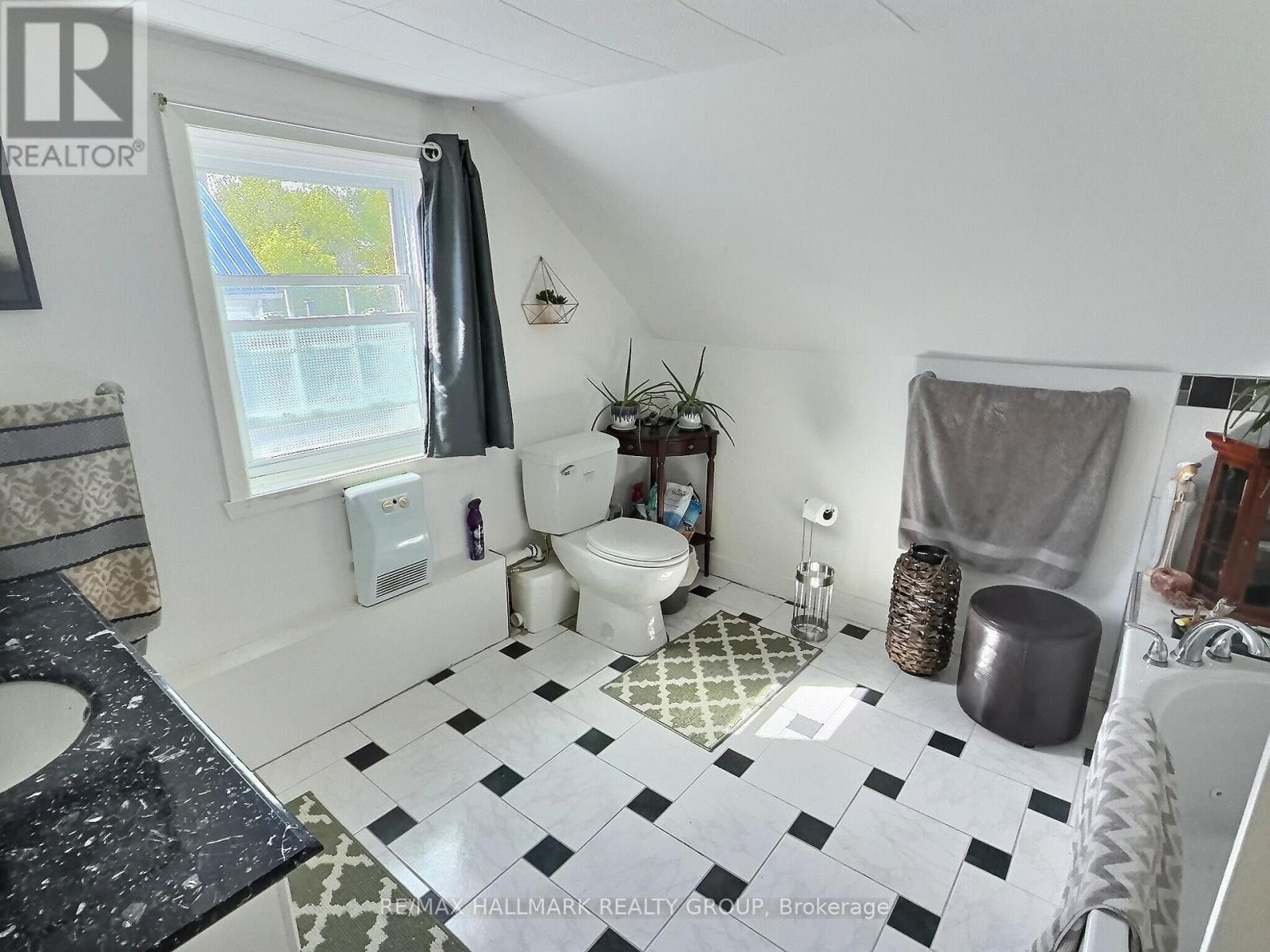 1127 Labrosse Road E, Hawkesbury, Ontario  K0B 1P0 - Photo 14 - X13202666