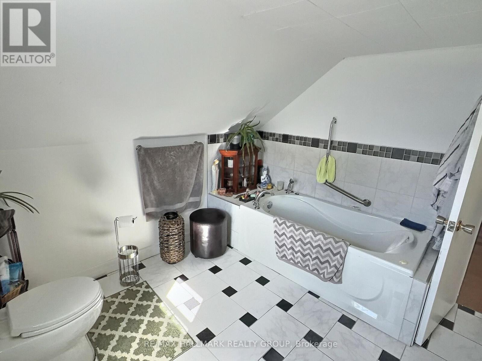 1127 Labrosse Road E, Hawkesbury, Ontario  K0B 1P0 - Photo 15 - X13202666