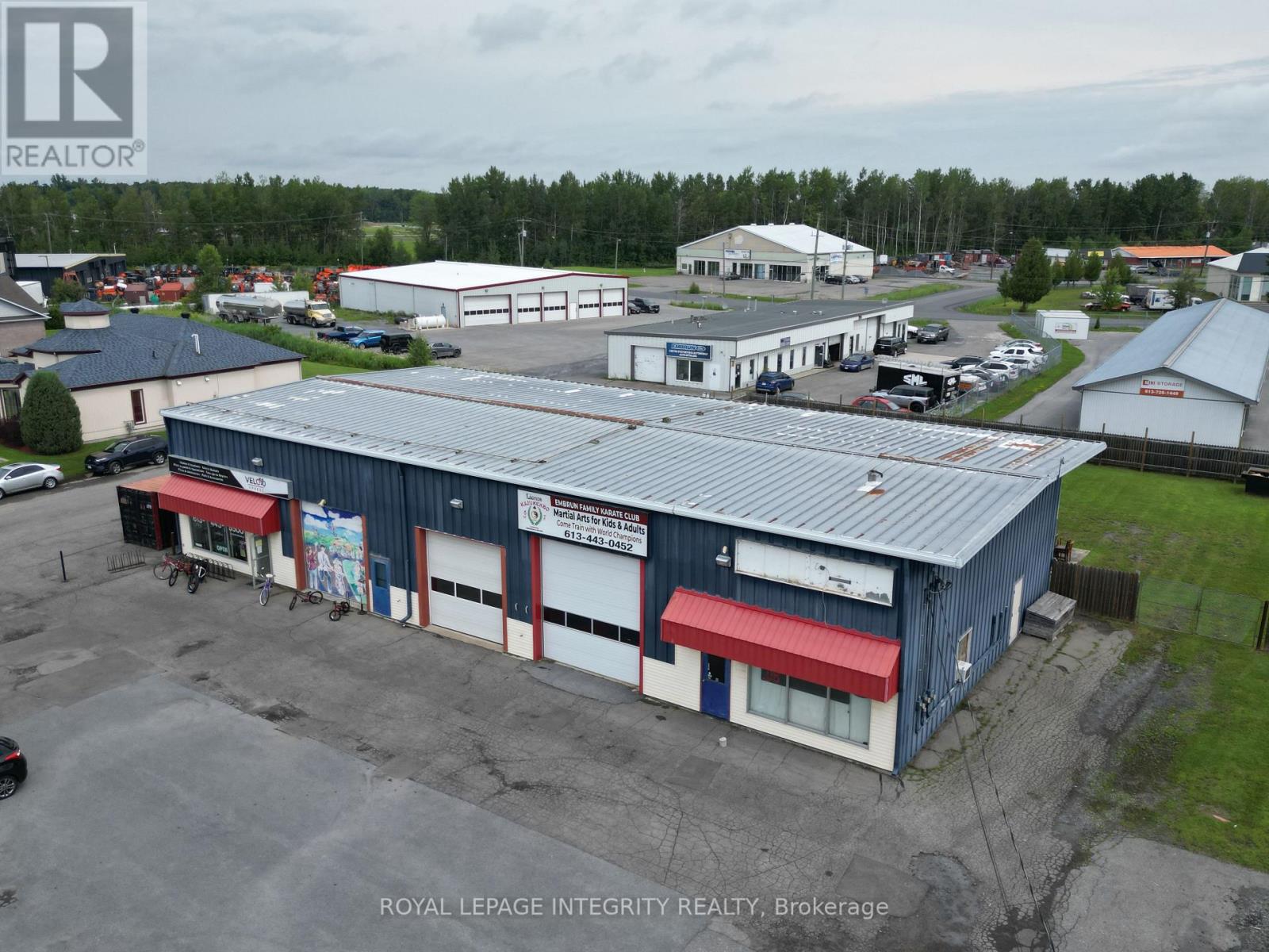 671 NOTRE DAME STREET, Russell, Ontario