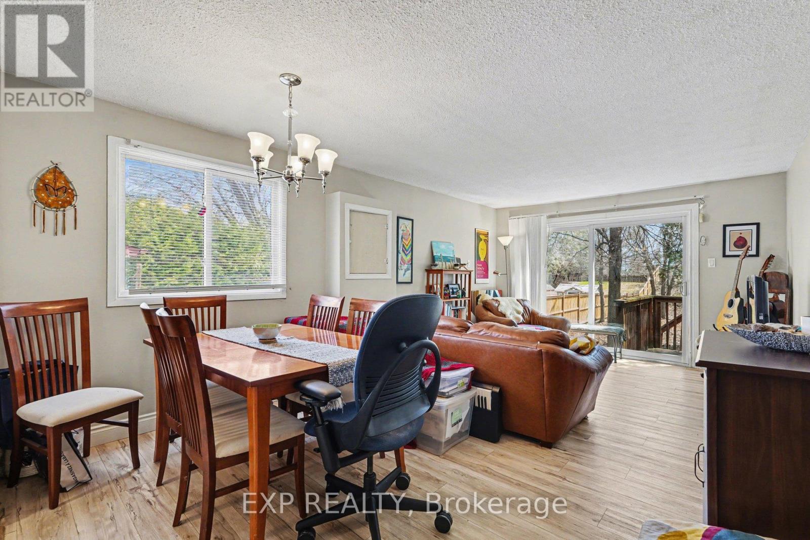 56 Glamorgan Drive, Ottawa, Ontario  K2L 1R4 - Photo 8 - X13203120