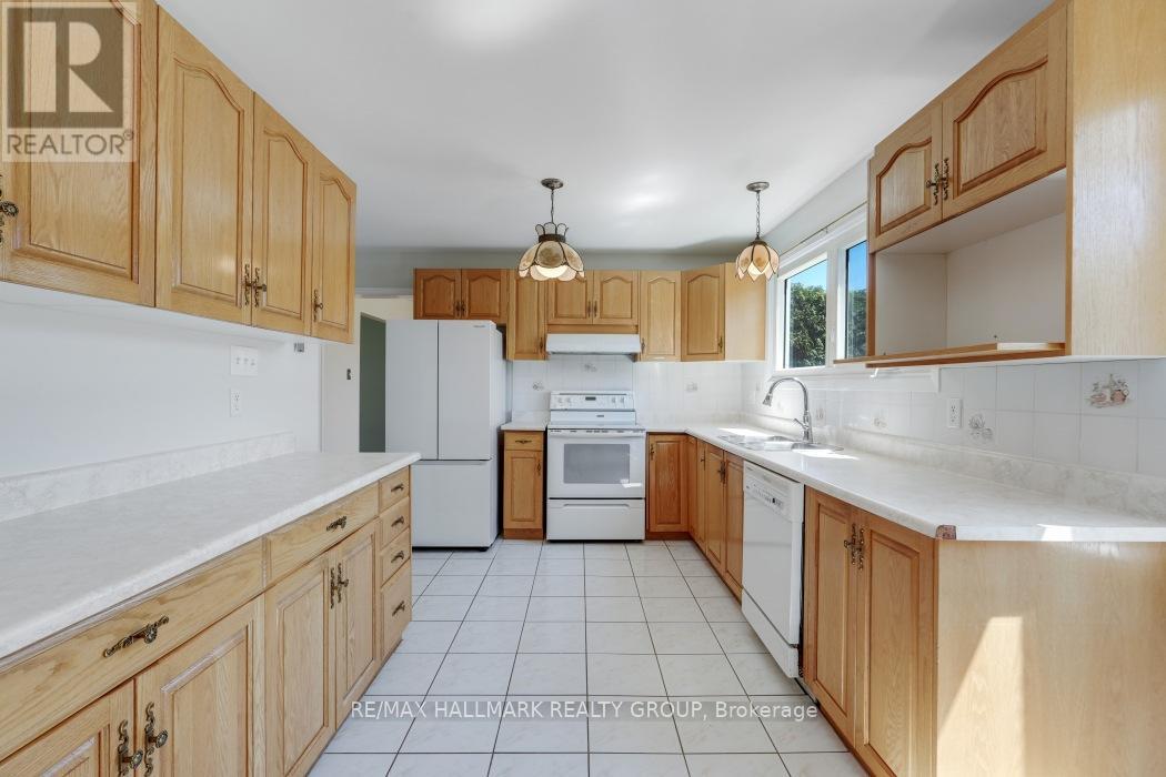 2187 Hamelin Crescent, Ottawa, Ontario  K1J 6K9 - Photo 15 - X13203150