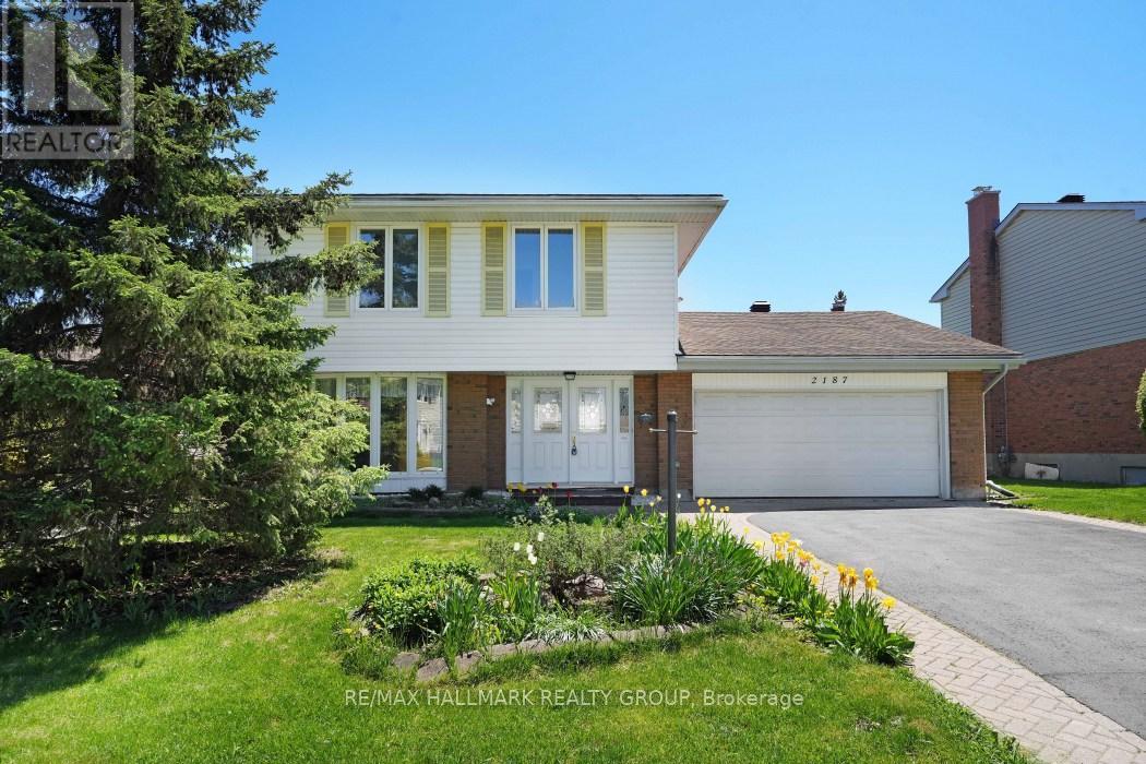2187 Hamelin Crescent, Ottawa, Ontario  K1J 6K9 - Photo 3 - X13203150