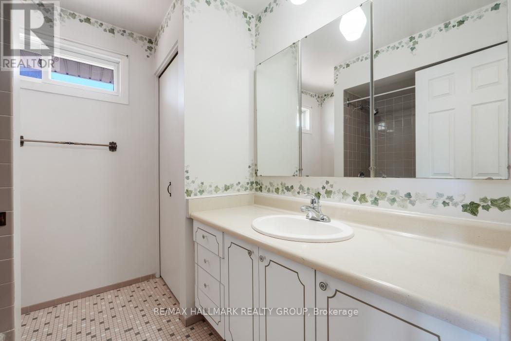 2187 Hamelin Crescent, Ottawa, Ontario  K1J 6K9 - Photo 38 - X13203150