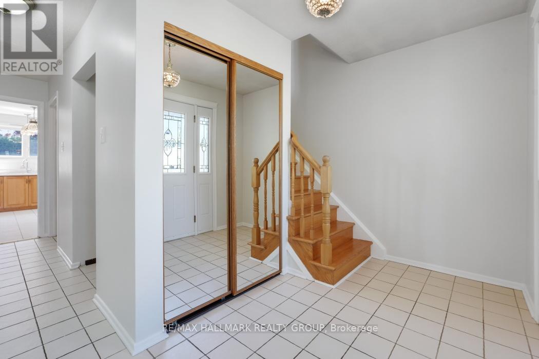 2187 Hamelin Crescent, Ottawa, Ontario  K1J 6K9 - Photo 6 - X13203150