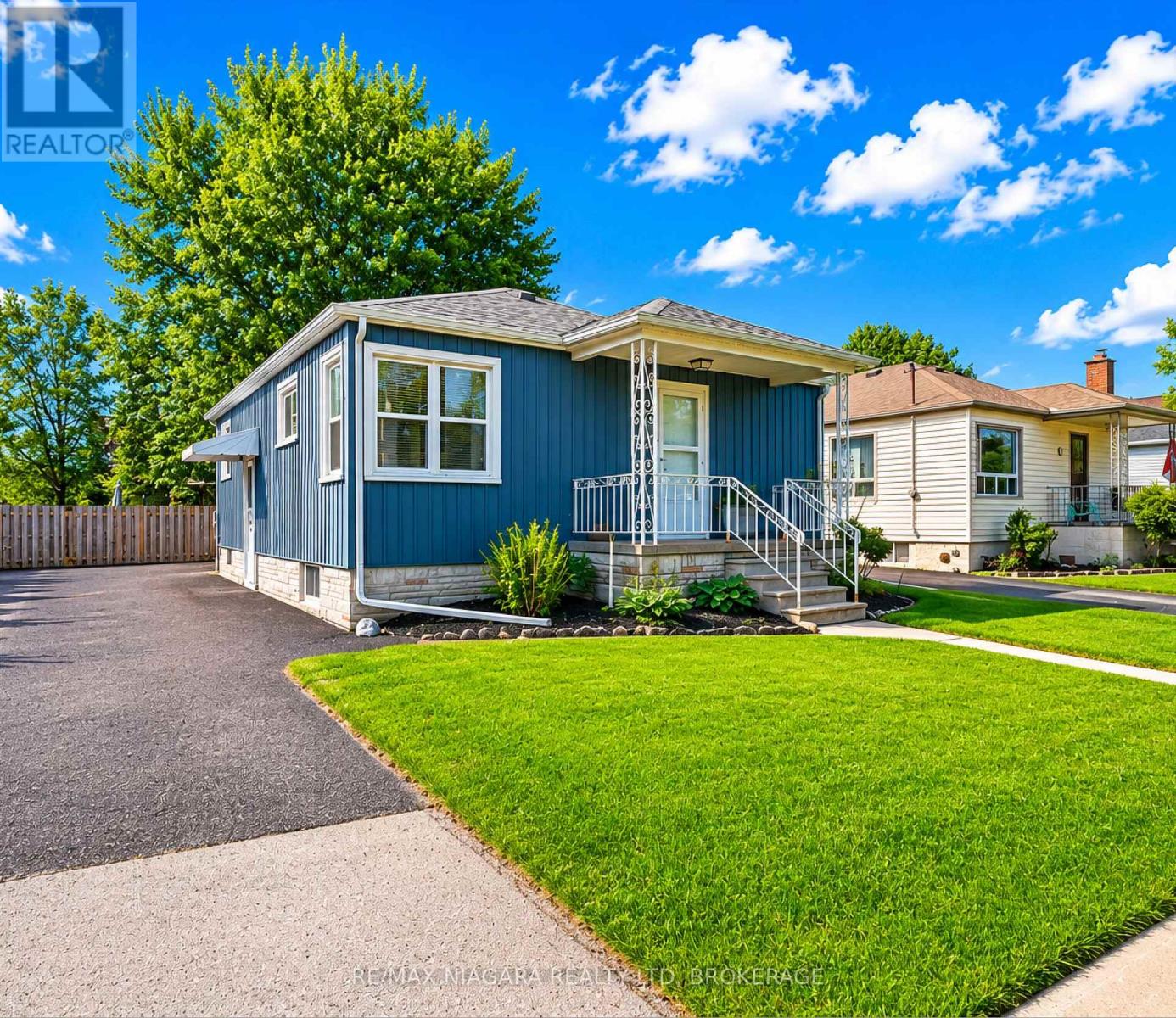 19 Bridge Street, St. Catharines, Ontario  L2S 2V7 - Photo 1 - X13202786