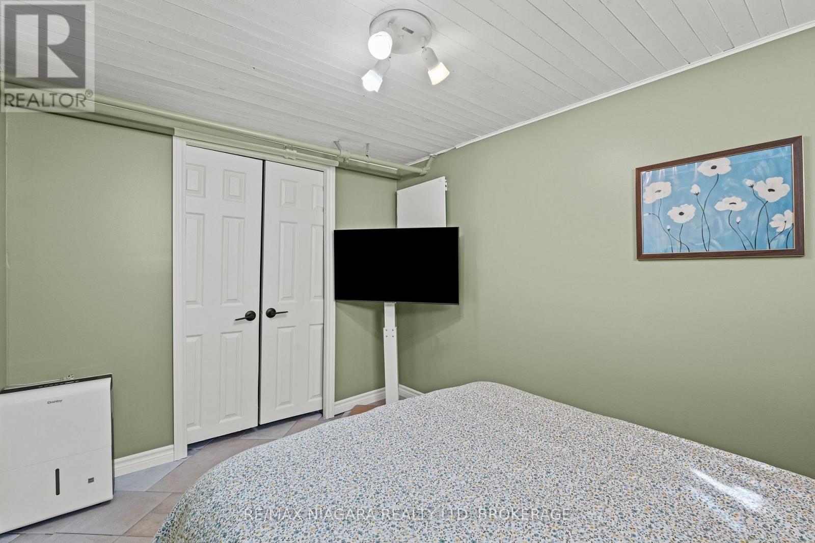 19 Bridge Street, St. Catharines, Ontario  L2S 2V7 - Photo 28 - X13202786