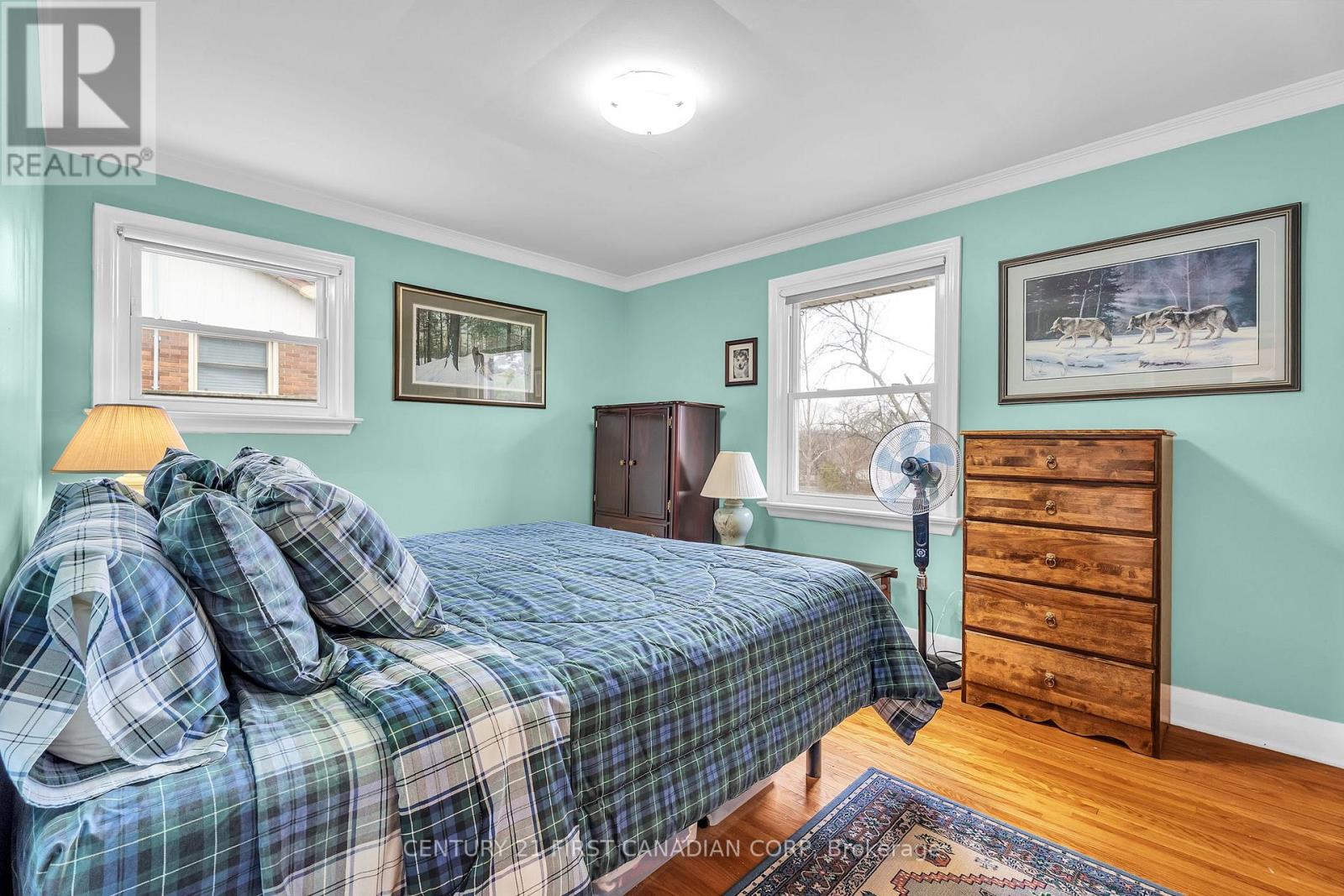 648 Westwood Drive, London South, Ontario  N6K 1A7 - Photo 23 - X12904084