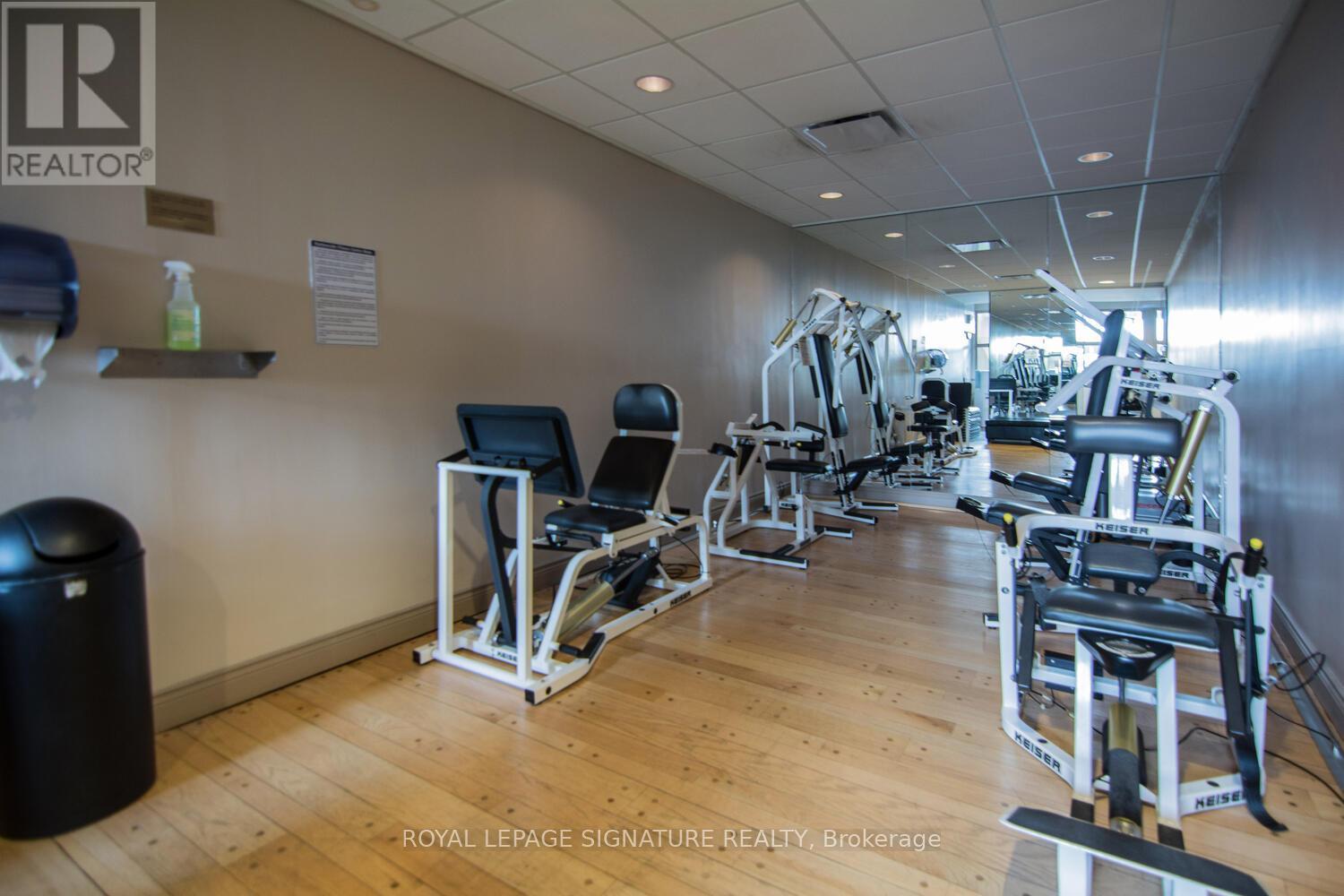 2109 - 65 Harbour Square, Toronto, Ontario  M5J 2L4 - Photo 32 - C13201440