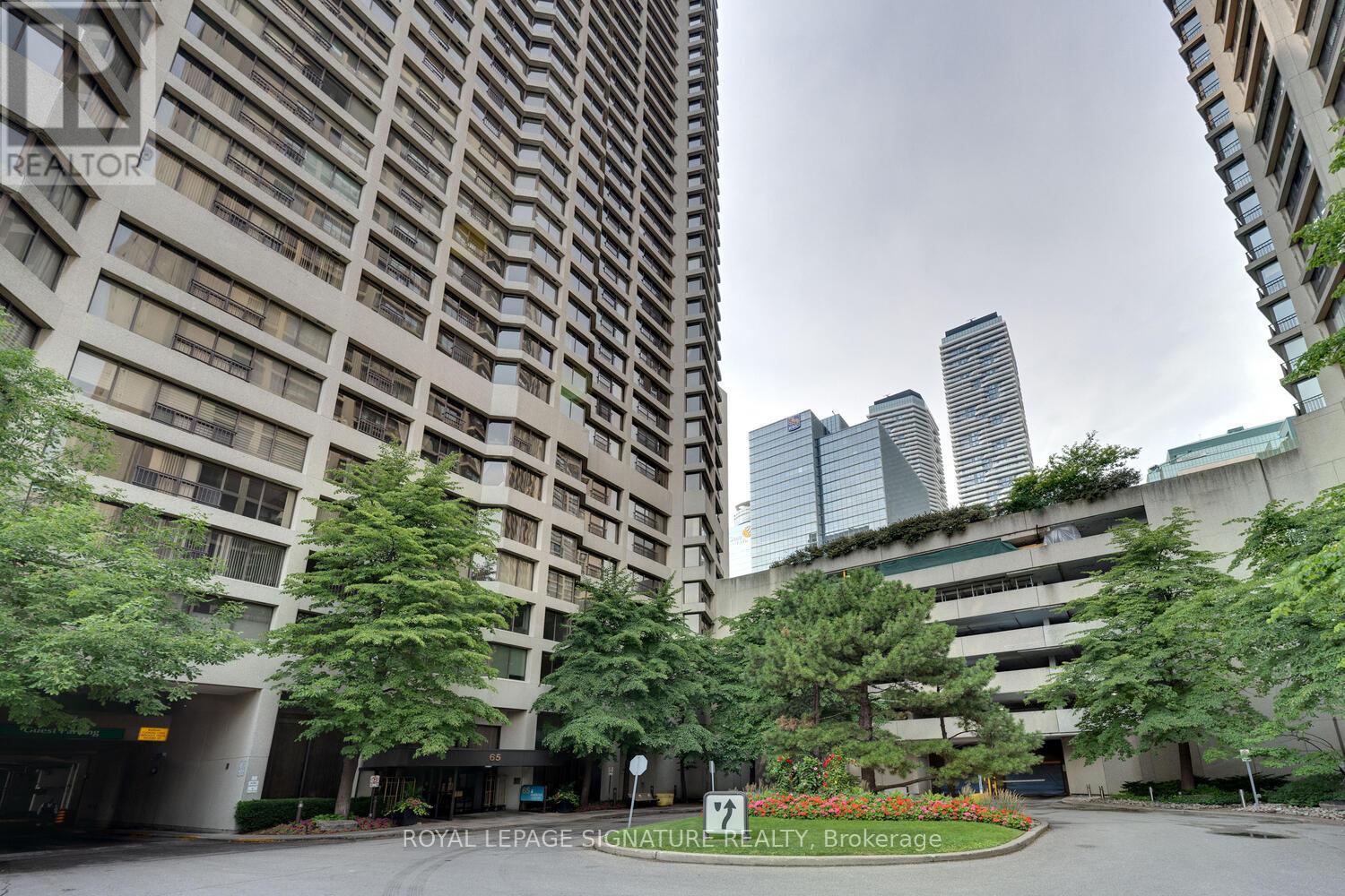 2109 - 65 Harbour Square, Toronto, Ontario  M5J 2L4 - Photo 35 - C13201440