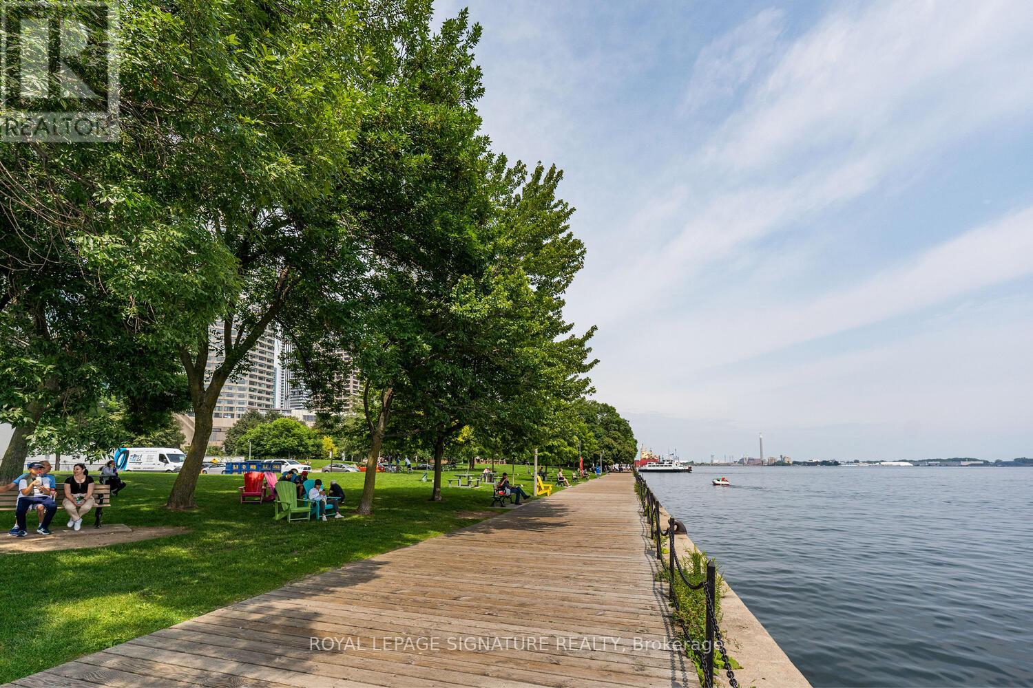 2109 - 65 Harbour Square, Toronto, Ontario  M5J 2L4 - Photo 44 - C13201440