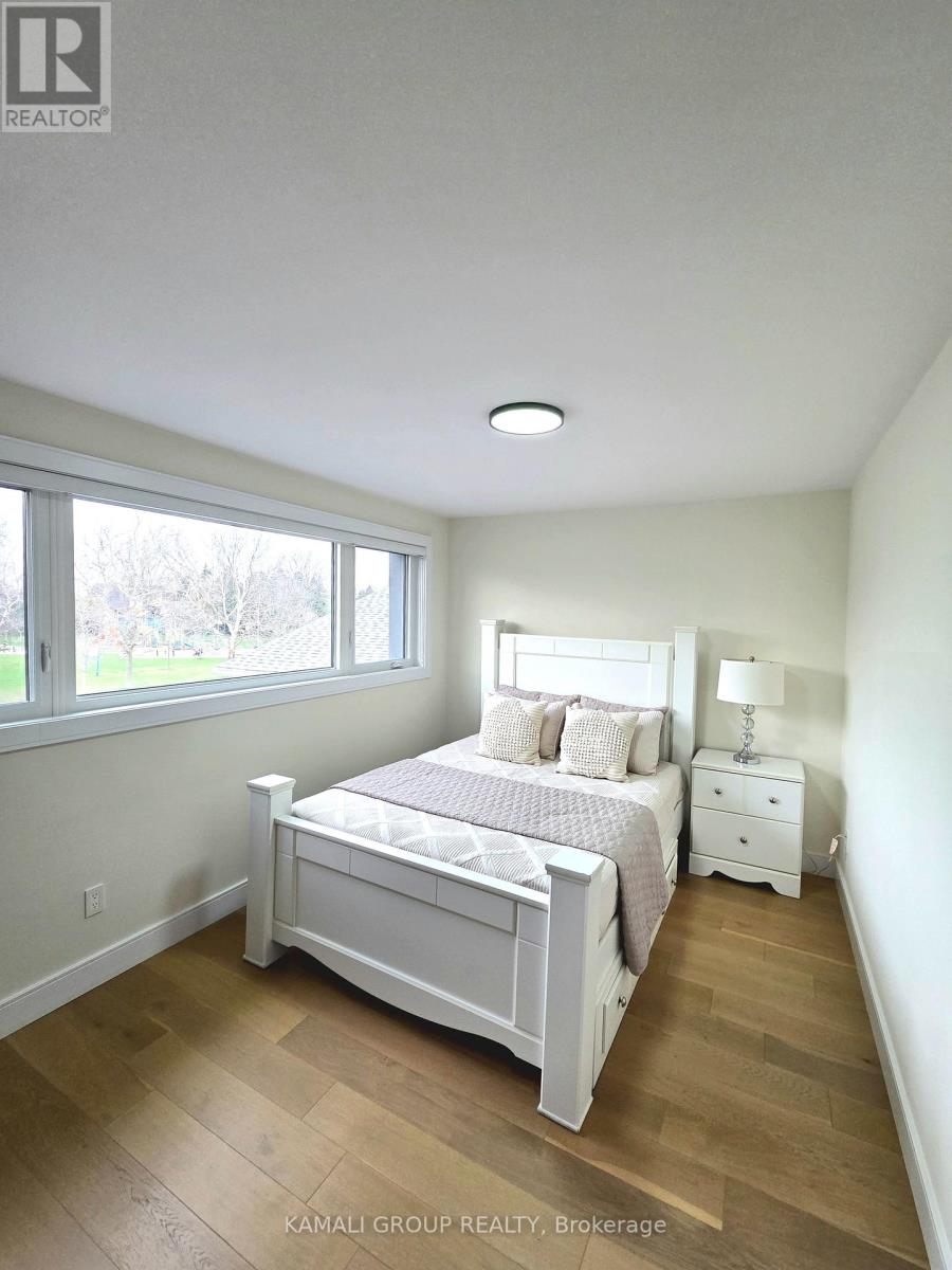 169 Charlton Boulevard, Toronto, Ontario  M2R 2J2 - Photo 25 - C13202034