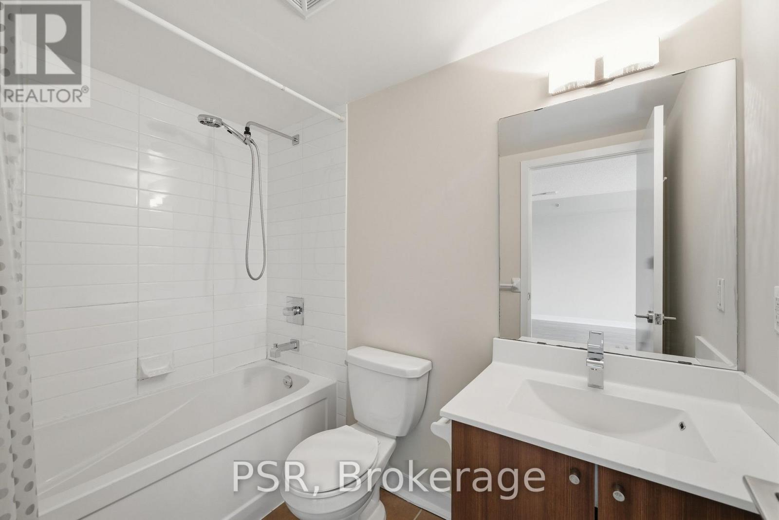 210 - 5740 Yonge Street, Toronto, Ontario  M2N 5S3 - Photo 11 - C13202326