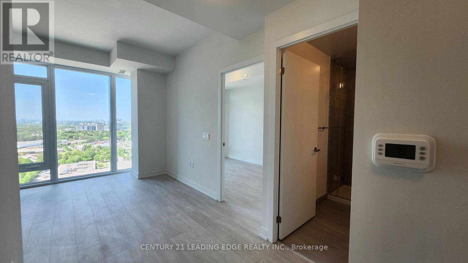 2904 - 5 Quarrington Lane, Toronto, Ontario  M3C 0S5 - Photo 4 - C13202534
