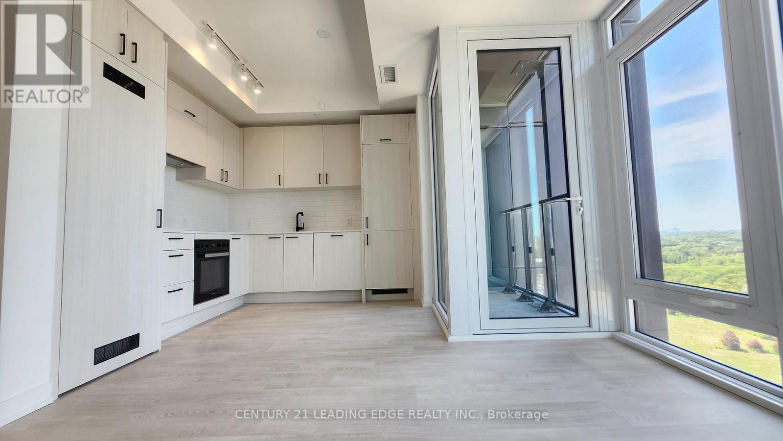 2904 - 5 Quarrington Lane, Toronto, Ontario  M3C 0S5 - Photo 7 - C13202534