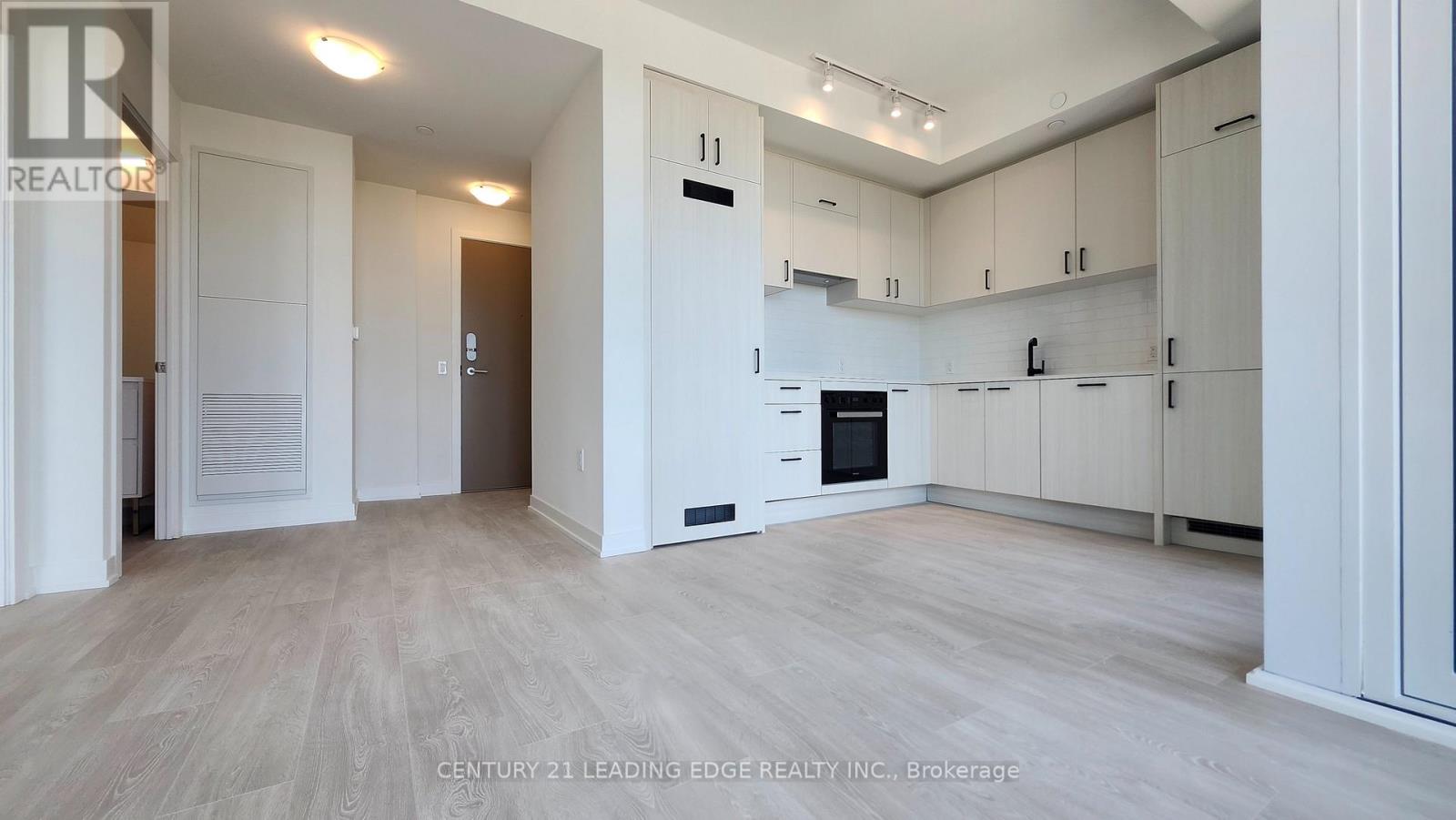 2904 - 5 Quarrington Lane, Toronto, Ontario  M3C 0S5 - Photo 9 - C13202534