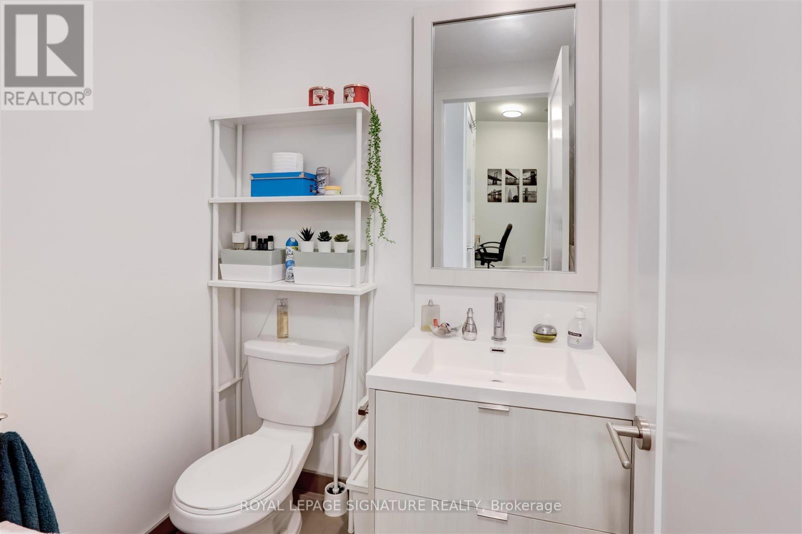 Gv23 - 38 Cameron Street, Toronto, Ontario  M5T 0C3 - Photo 19 - C13203228