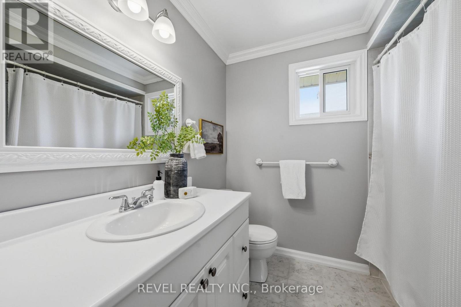 39 Anstead Crescent, Ajax, Ontario  L1S 3X4 - Photo 21 - E13202810