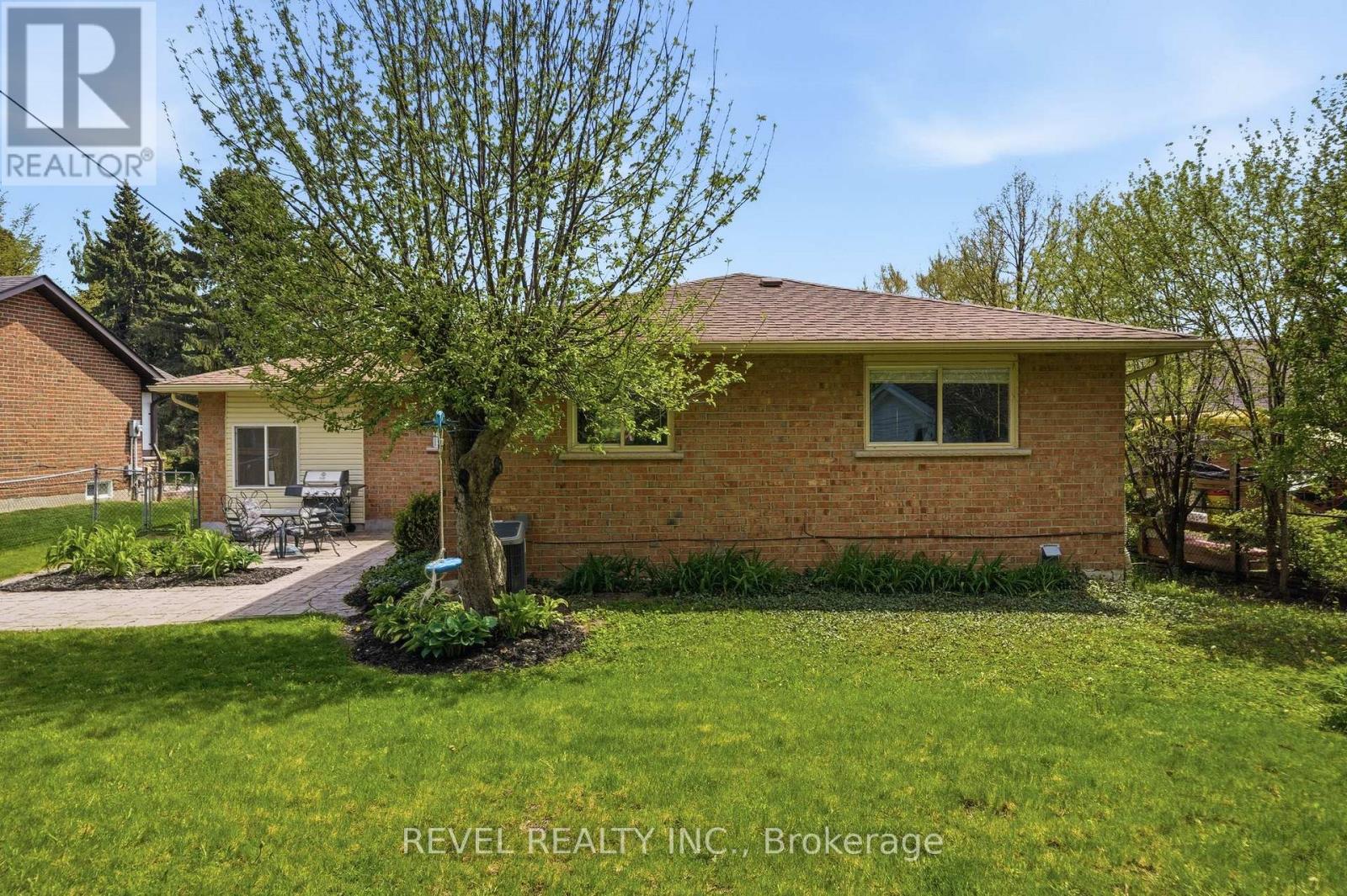 39 Anstead Crescent, Ajax, Ontario  L1S 3X4 - Photo 41 - E13202810
