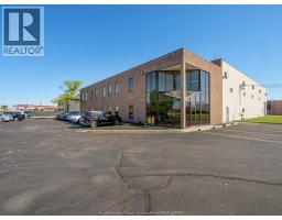 2516 BINDER CRESCENT, Tecumseh, Ontario