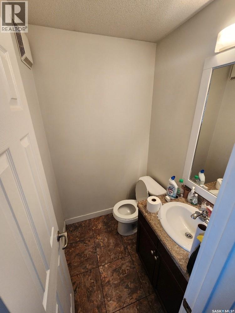 2067 Broder Street, Regina, Saskatchewan  S4N 3S3 - Photo 26 - SK031757