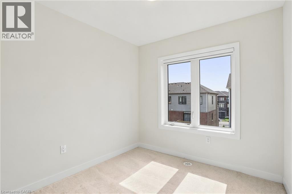 39 Baskett Street, Brantford, Ontario  N3T 0W5 - Photo 13 - 40833308