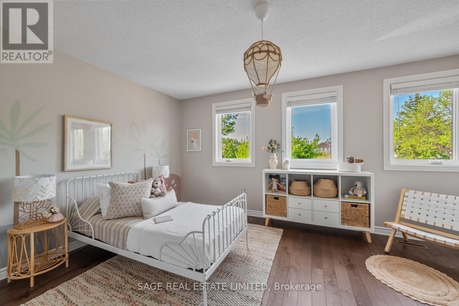 682 Leslie Valley Drive, Newmarket, Ontario  L3Y 7J5 - Photo 25 - N13202970