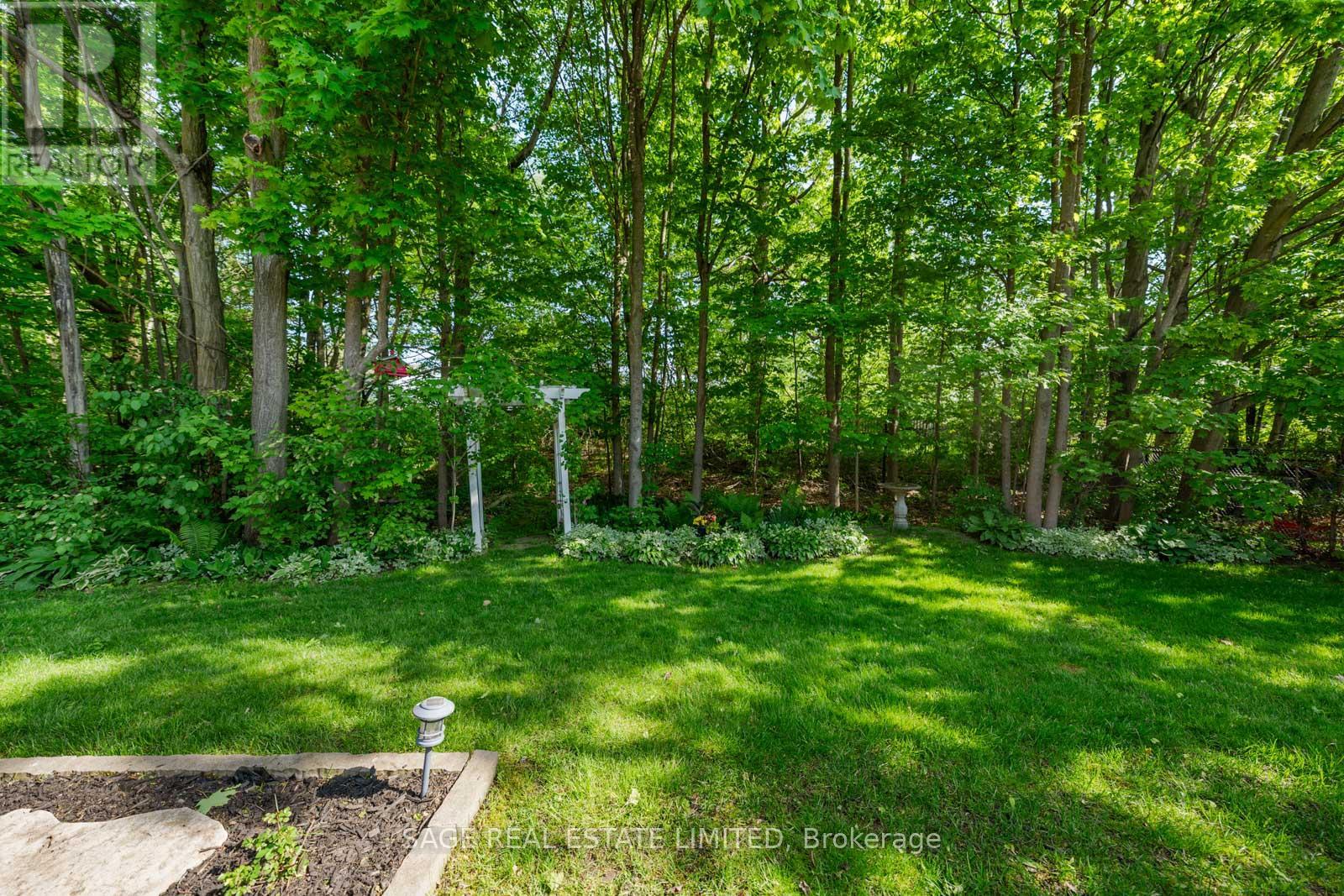 682 Leslie Valley Drive, Newmarket, Ontario  L3Y 7J5 - Photo 47 - N13202970