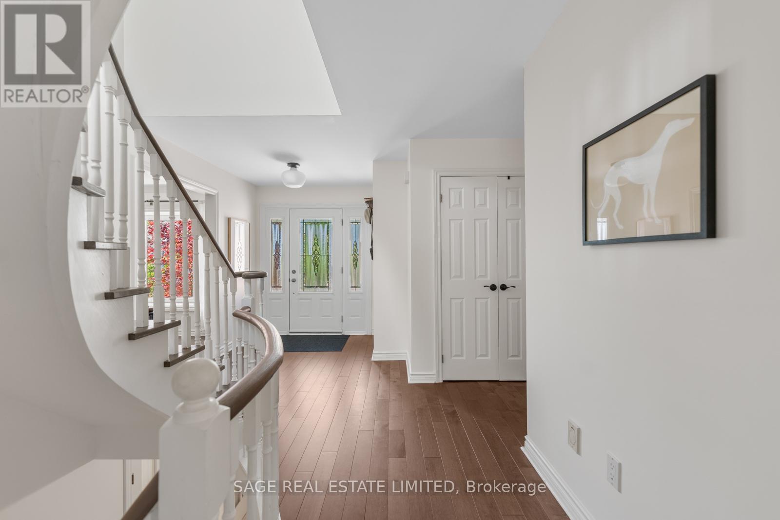 682 Leslie Valley Drive, Newmarket, Ontario  L3Y 7J5 - Photo 9 - N13202970