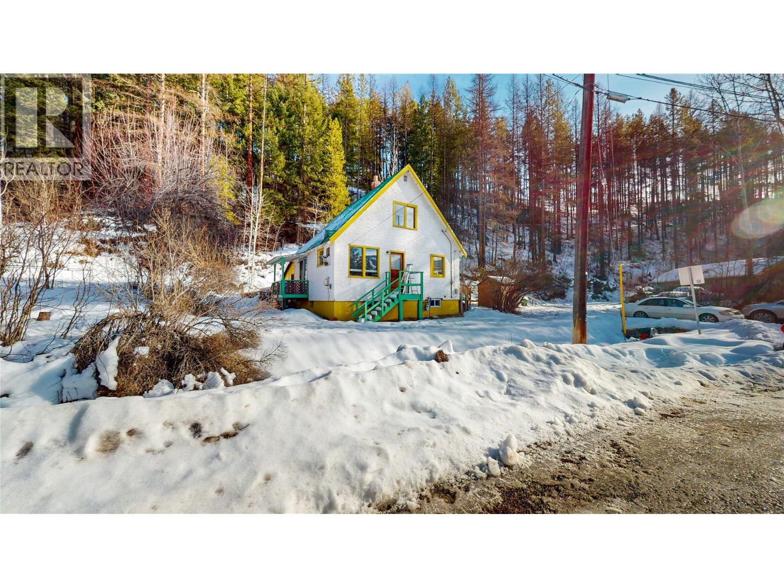 32 Waldie Road, Kimberley, British Columbia  V1A 2L5 - Photo 1 - 10375603
