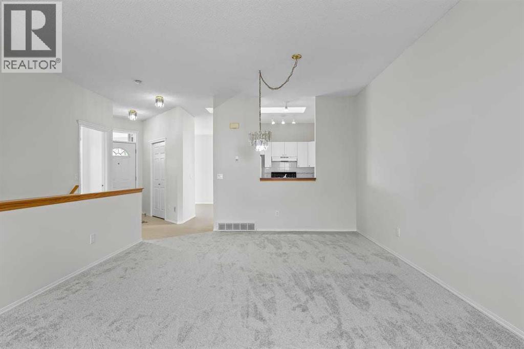 139 Hidden Valley Green Nw, Calgary, Alberta  T3A 5L8 - Photo 7 - A2312579