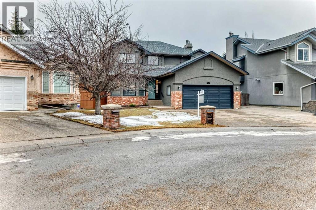 47 Canterbury Court SW, Calgary, Alberta  T2W 6C2 - Photo 3 - A2314806