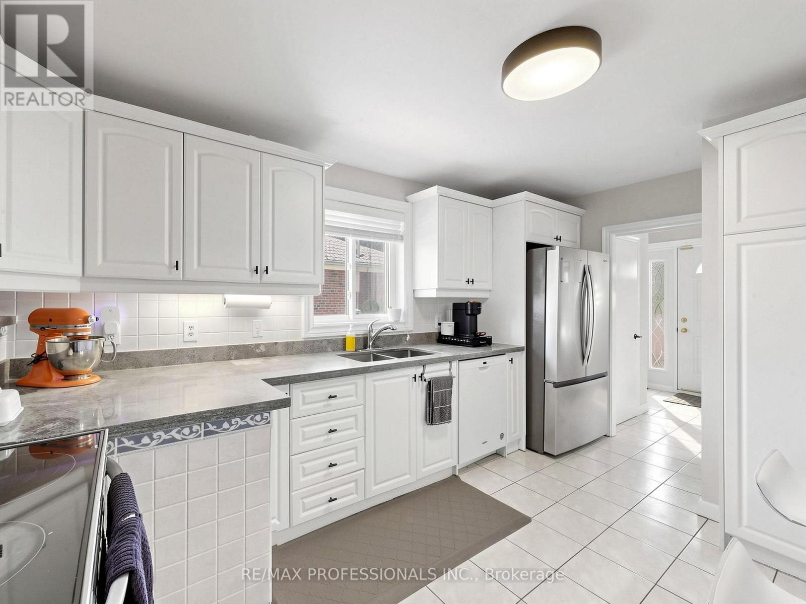 50 Elinor Avenue, Toronto, Ontario M1R 3H4 - Photo 13 - E13177558