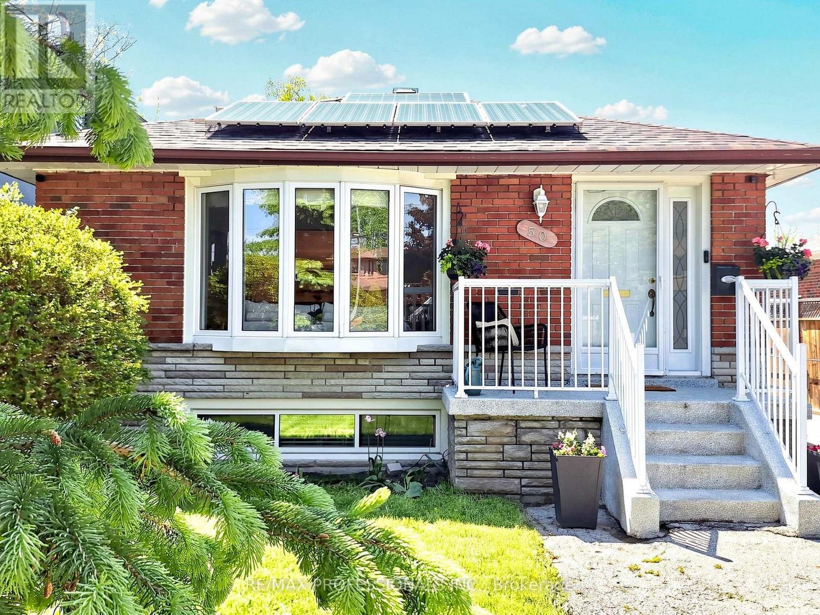 50 Elinor Avenue, Toronto, Ontario M1R 3H4 - Photo 4 - E13177558