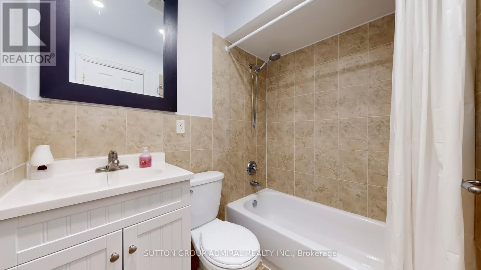 8 - 64 Bronte Street S, Milton, Ontario  L9T 1Y8 - Photo 24 - W13201626