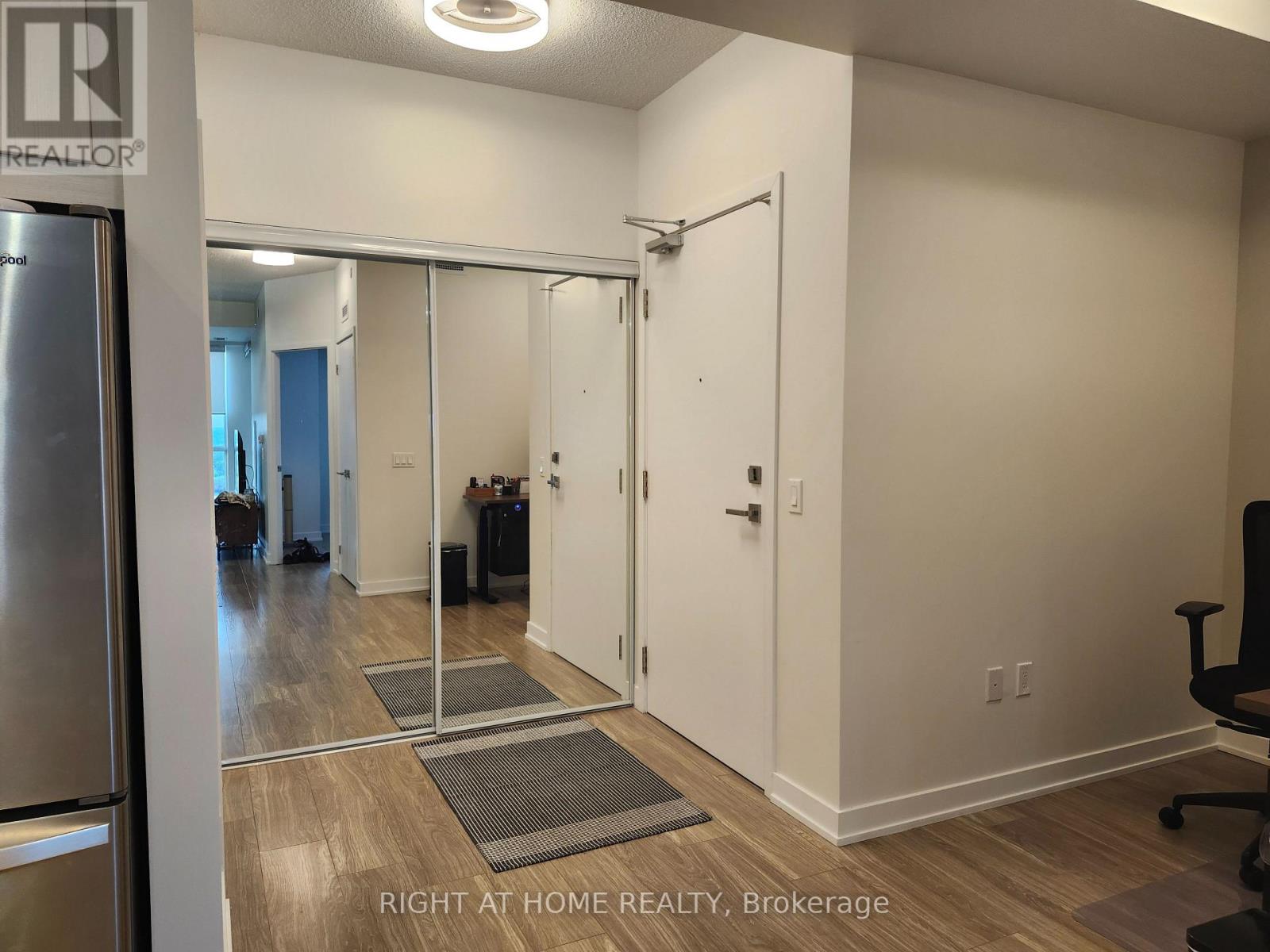 1710 - 4085 Parkside Village Drive, Mississauga, Ontario  L5B 0K9 - Photo 11 - W13202342