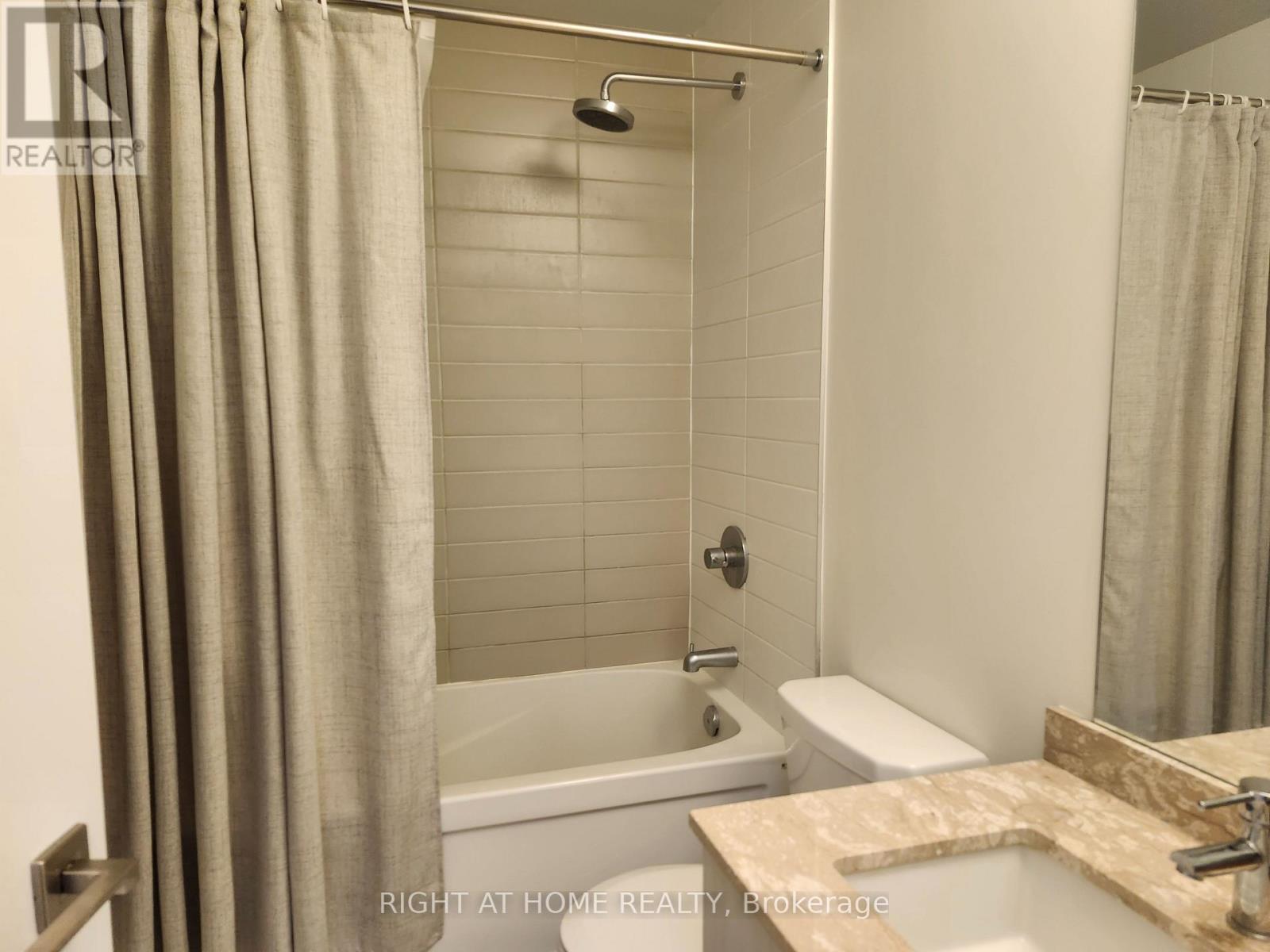 1710 - 4085 Parkside Village Drive, Mississauga, Ontario  L5B 0K9 - Photo 12 - W13202342