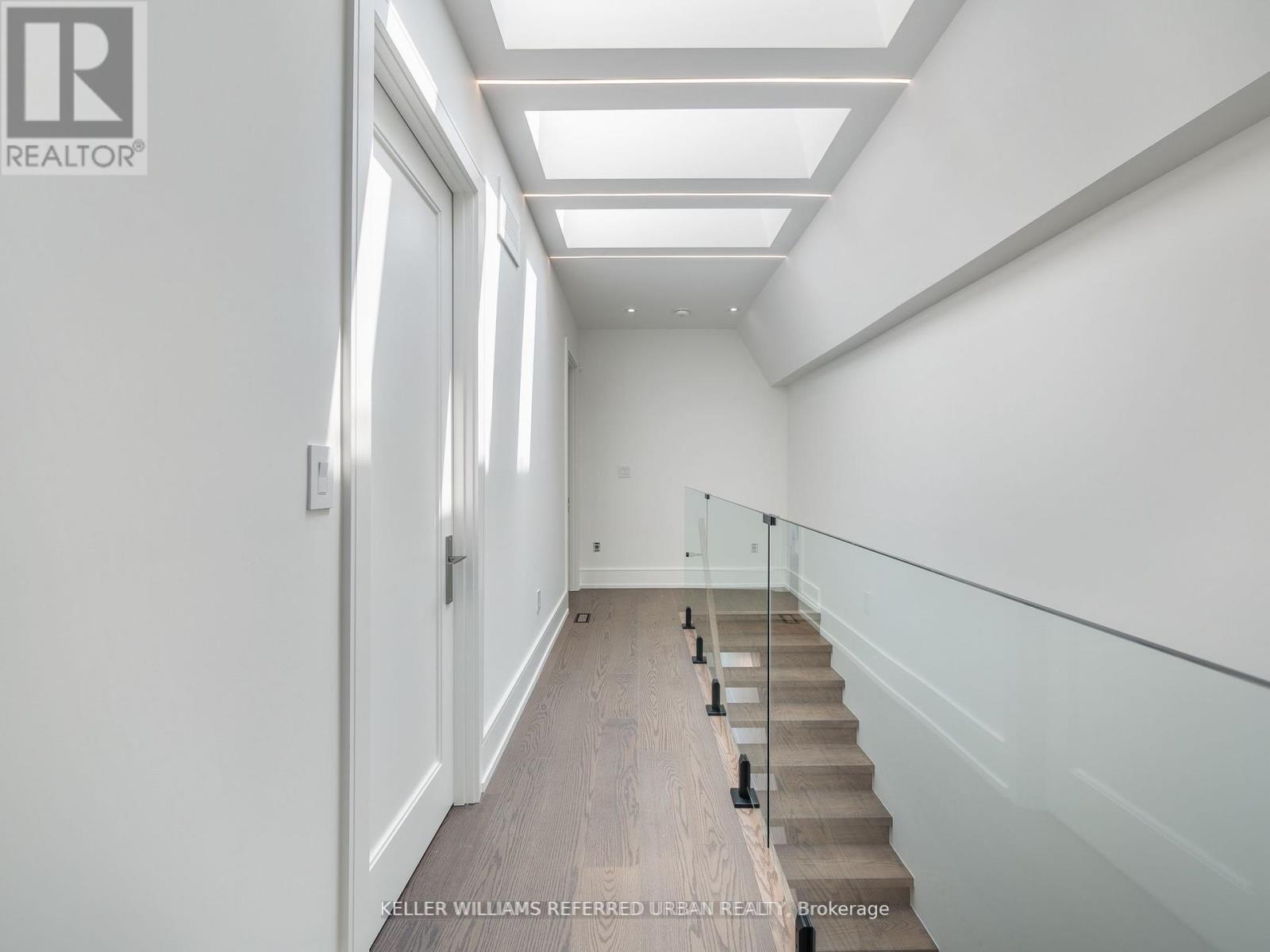 327 Melrose Street, Toronto, Ontario  M8Z 1G7 - Photo 30 - W13203158