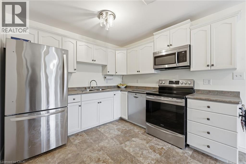 172 King Street E, Hagersville, Ontario  N0A 1H0 - Photo 15 - 40833813