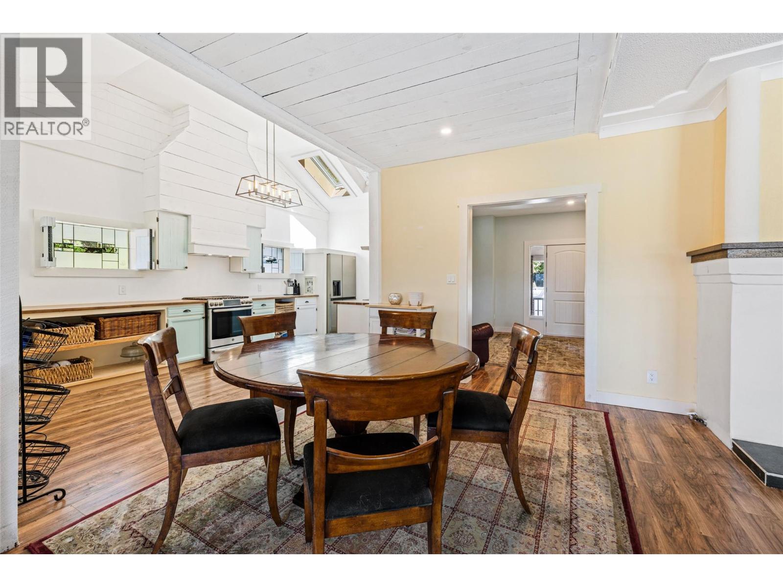3299 Mcculloch Road, Kelowna, British Columbia  V1W 4G5 - Photo 8 - 10333686