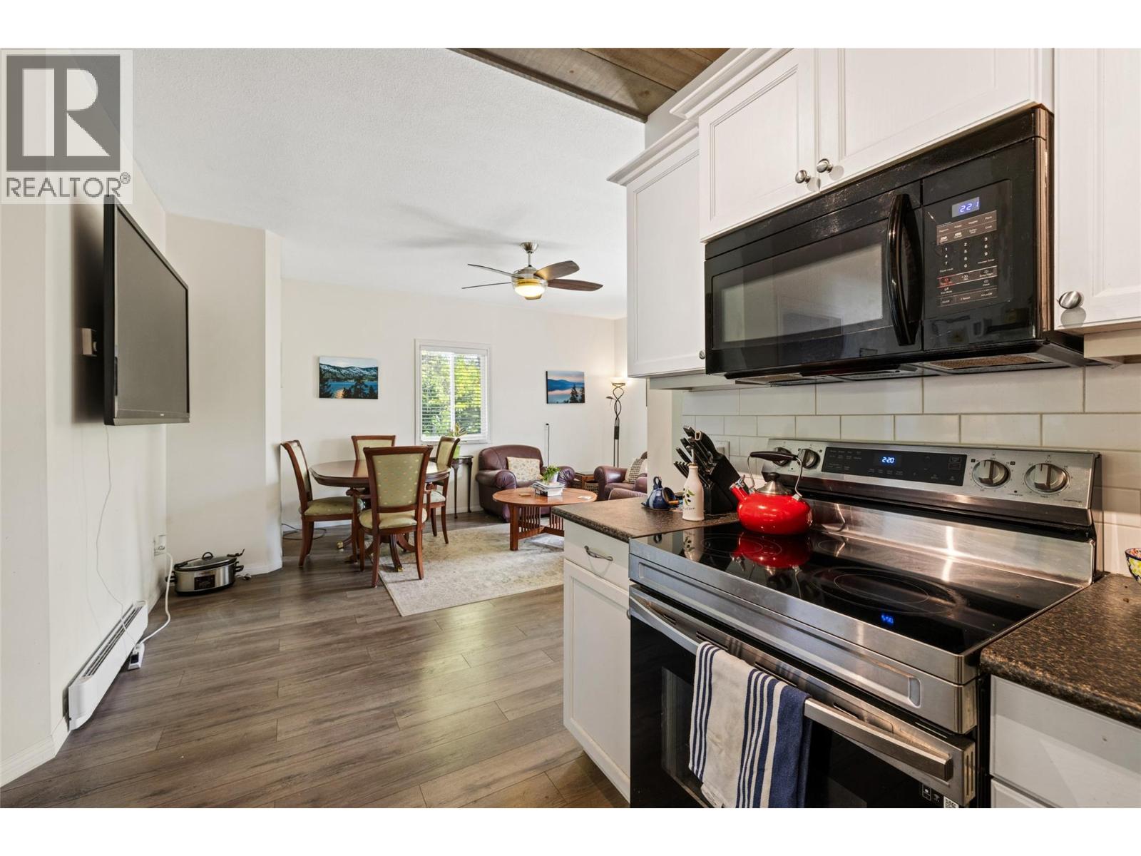 3299 Mcculloch Road, Kelowna, British Columbia  V1W 4G5 - Photo 57 - 10333686