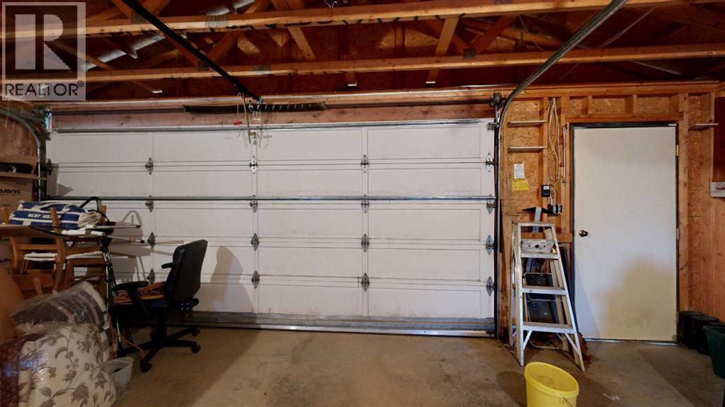 4906 48 Street, Stettler, Alberta  T4K 1J5 - Photo 35 - A2310144