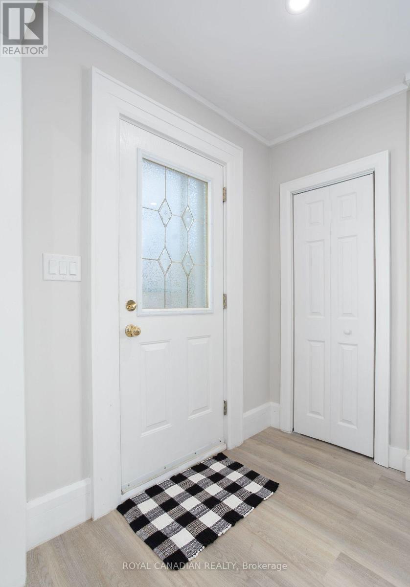 Main - 67 Seven Oaks Drive, Hamilton, Ontario  L9A 4E3 - Photo 3 - X13202014