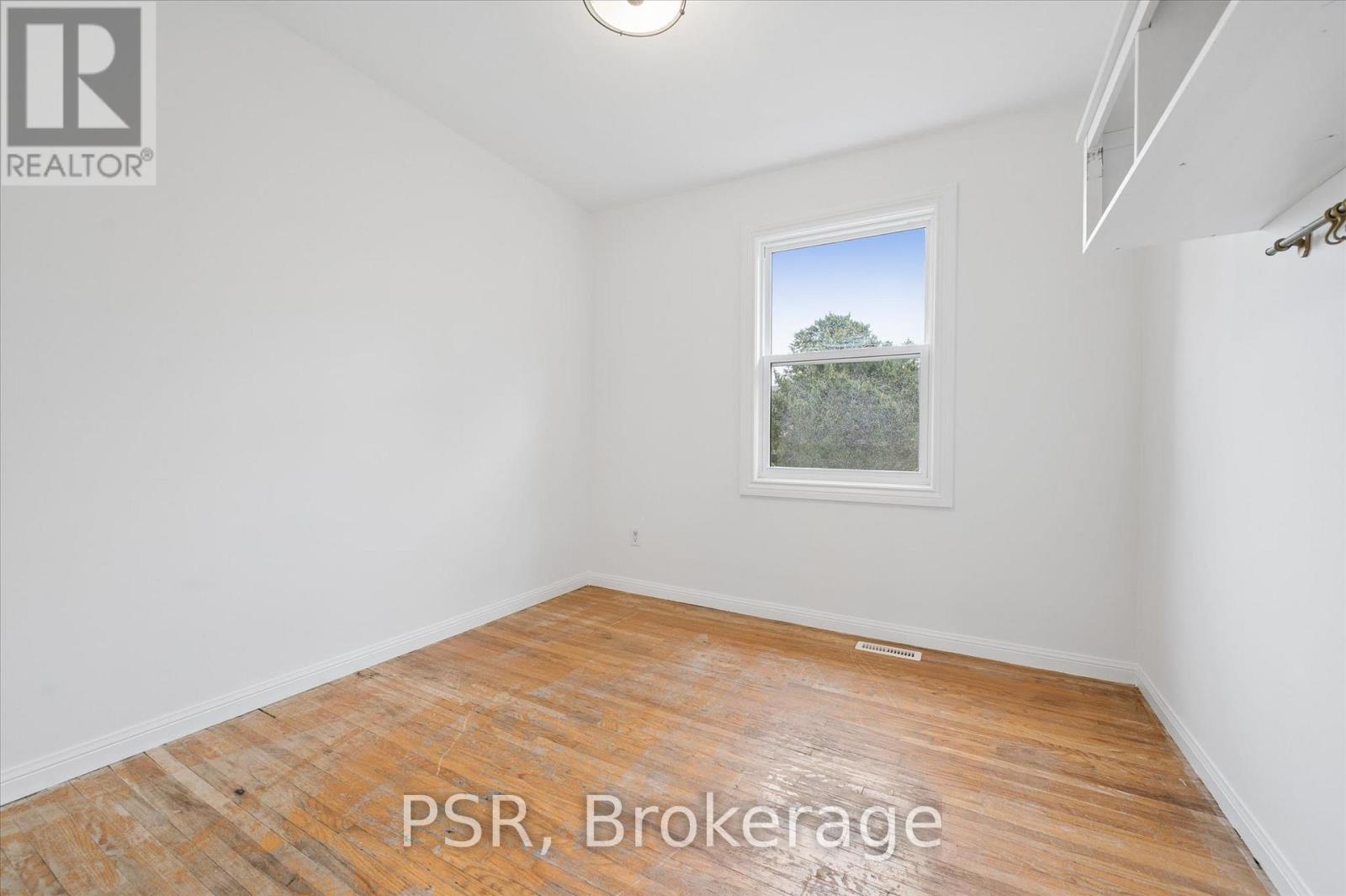 25 Queenston Drive, Kitchener, Ontario  N2B 2T8 - Photo 12 - X13202626
