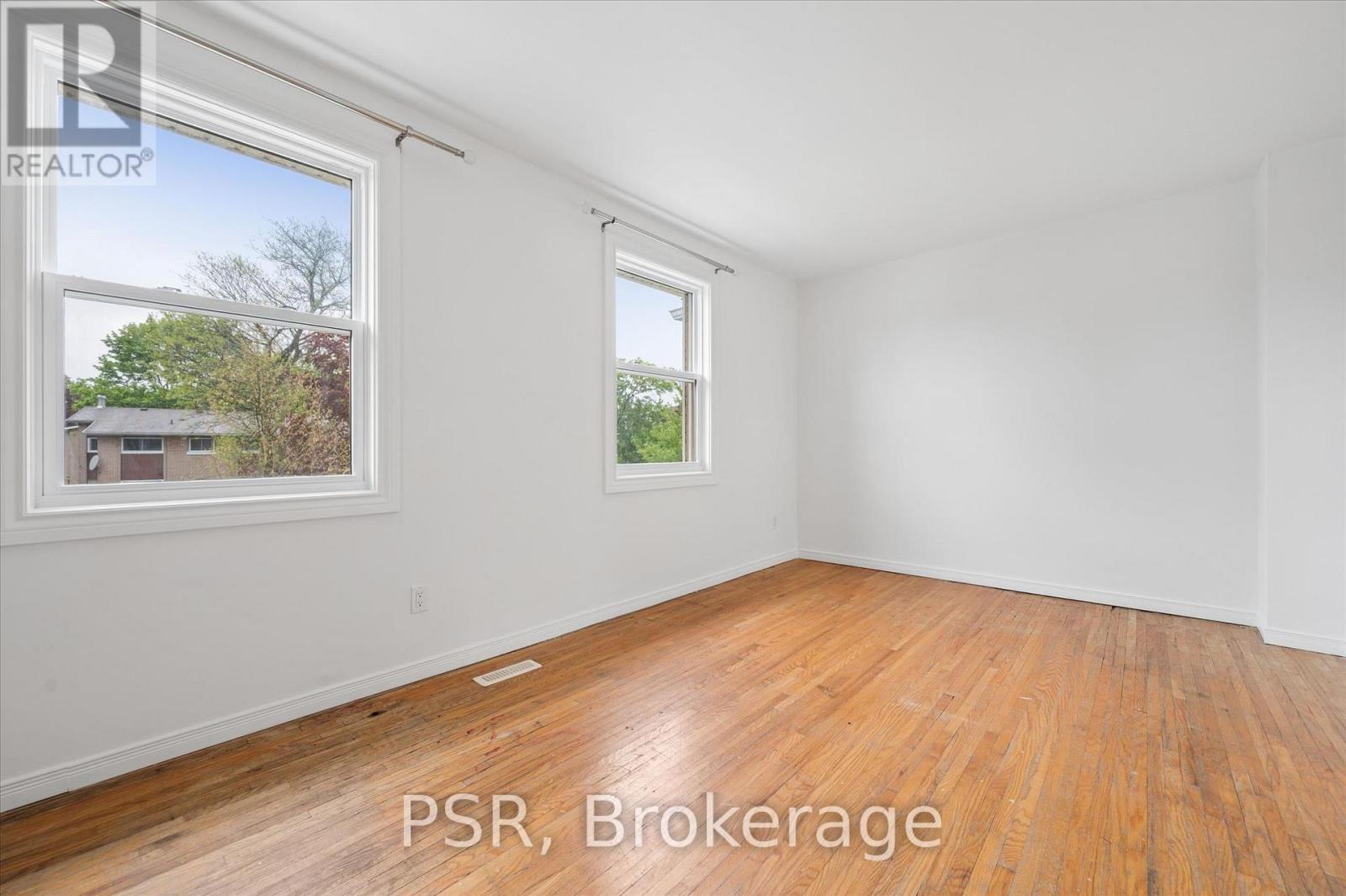 25 Queenston Drive, Kitchener, Ontario  N2B 2T8 - Photo 15 - X13202626