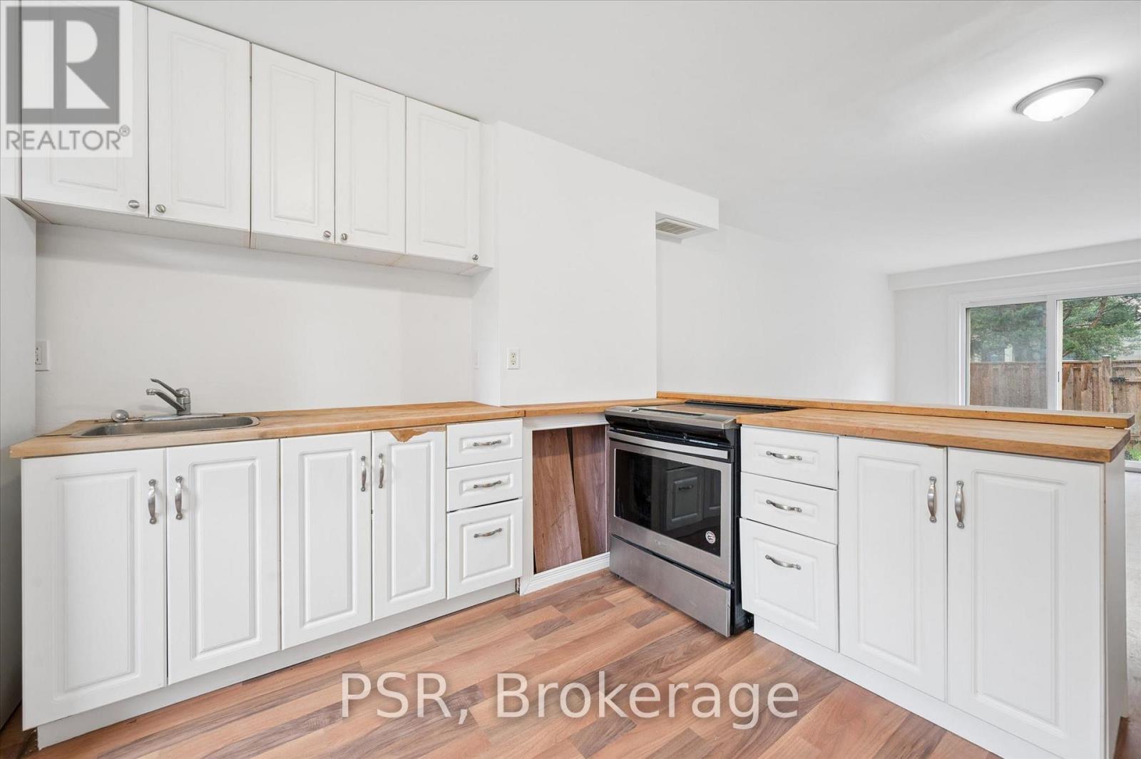 25 Queenston Drive, Kitchener, Ontario  N2B 2T8 - Photo 8 - X13202626