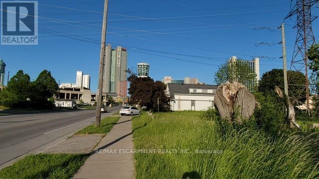 5668 DUNN STREET, Niagara Falls, Ontario