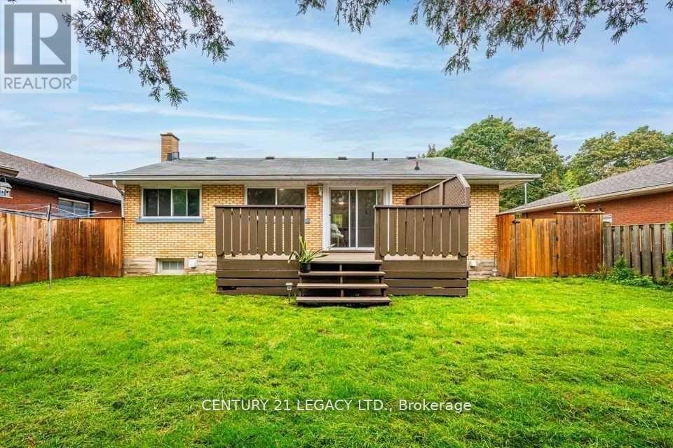 224 River Road E, Kitchener, Ontario  N2B 2G8 - Photo 10 - X13203022
