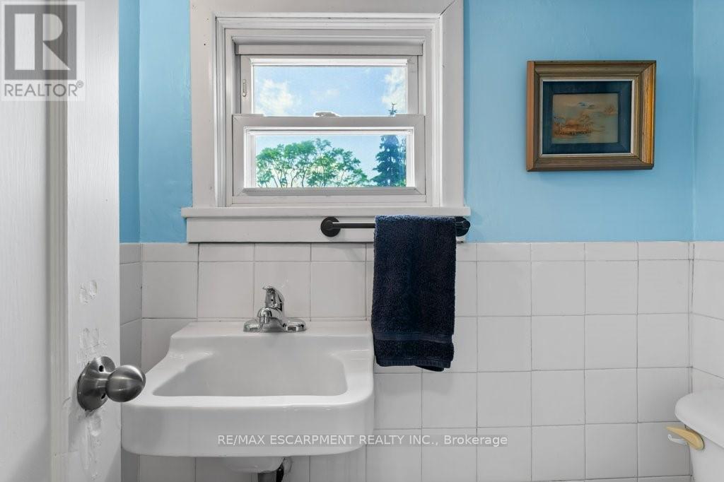 19 Columbia Street, St. Catharines, Ontario  L2R 5H5 - Photo 30 - X13203094