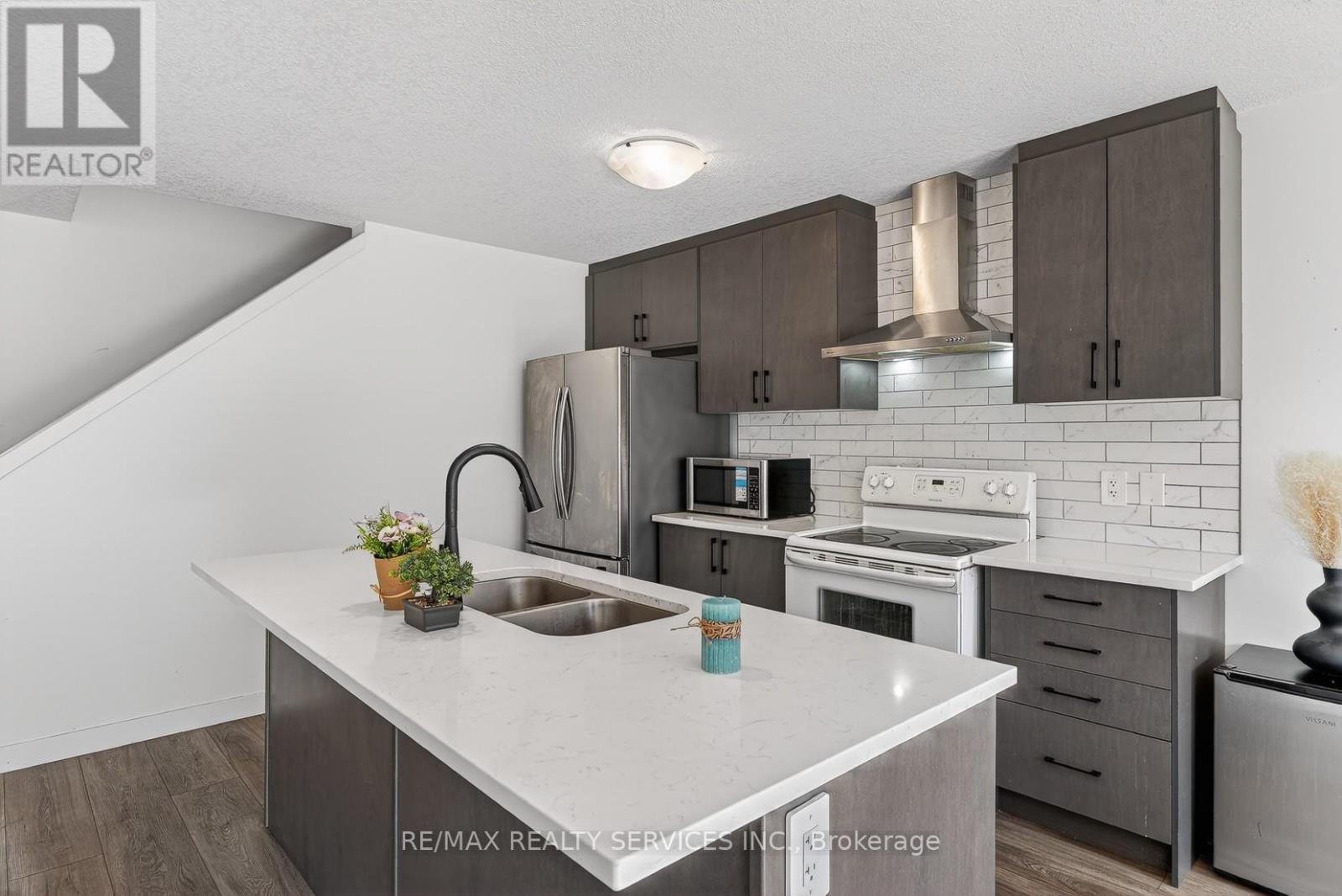 95 Queensbrook Crescent, Cambridge, Ontario  N1S 0E5 - Photo 14 - X13203230